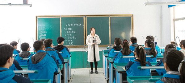 华阴引入导师机制，准确把握考试方向