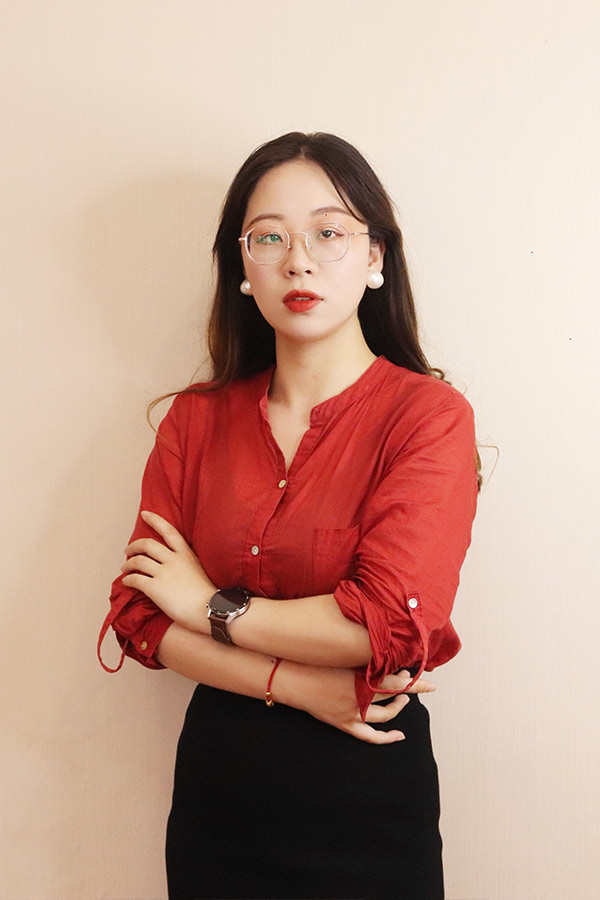 华阴张治华 本科学历，毕业于陕西师范大学